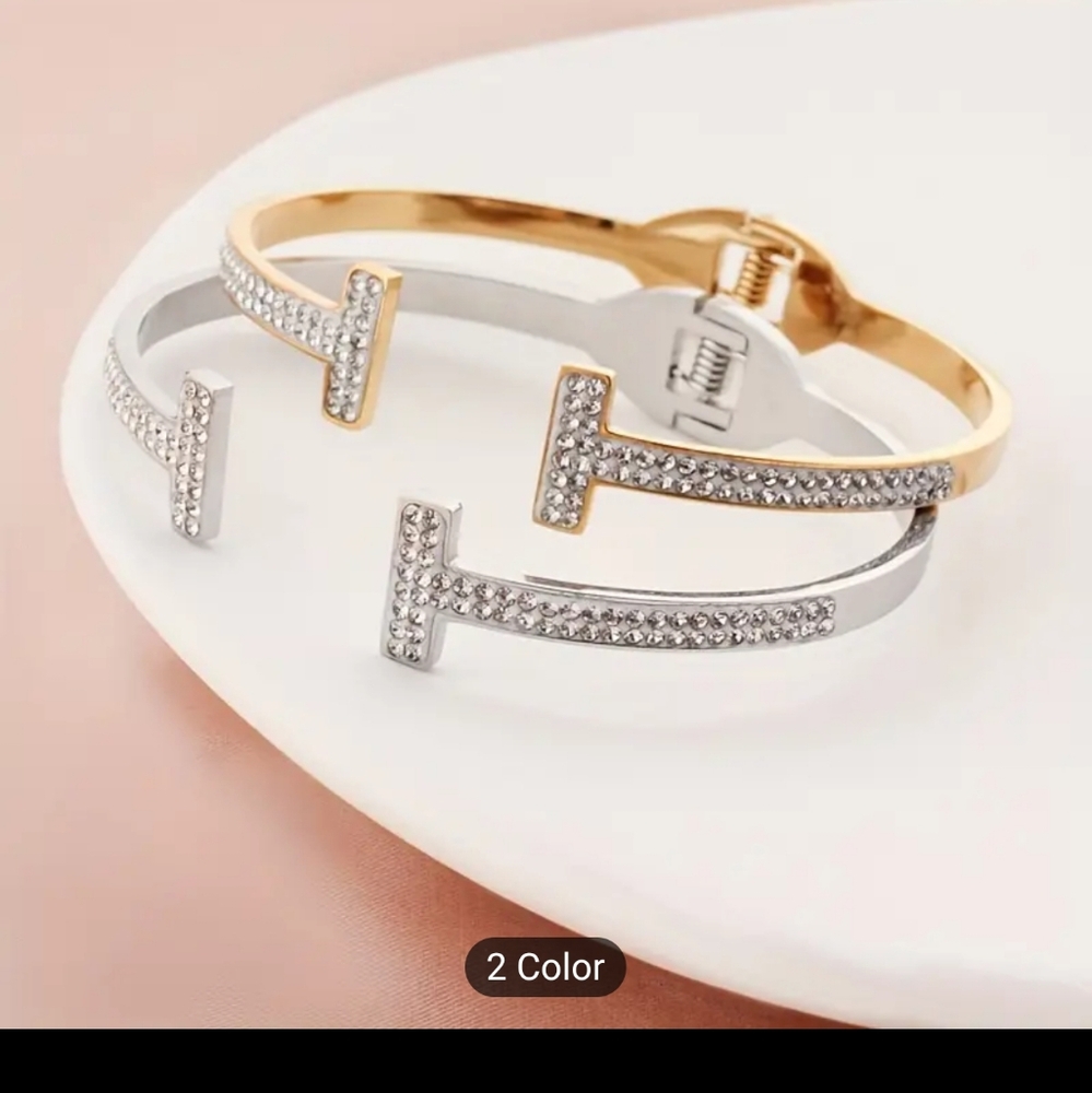 Crystal Pavé Open T-Ends Cuff Bracelet - Silver - Picture 4 of 16